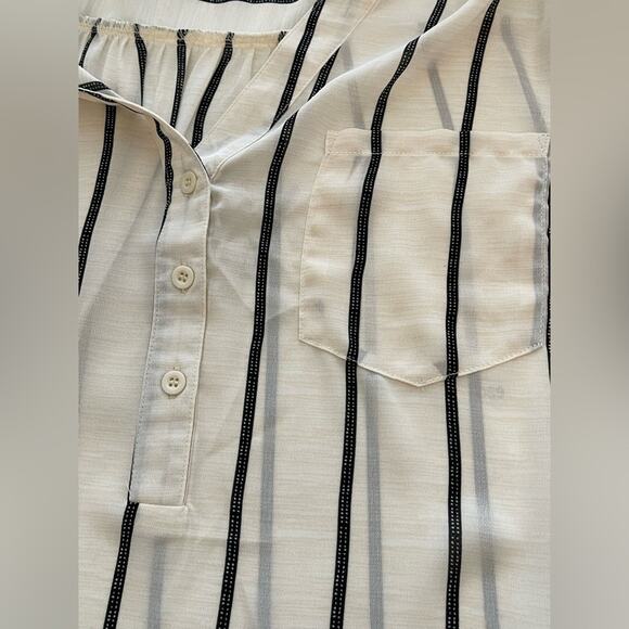 New ~ Layering Striped Sheer Long Sleeve Blouse ~~ Size Medium - Picture 5 of 7